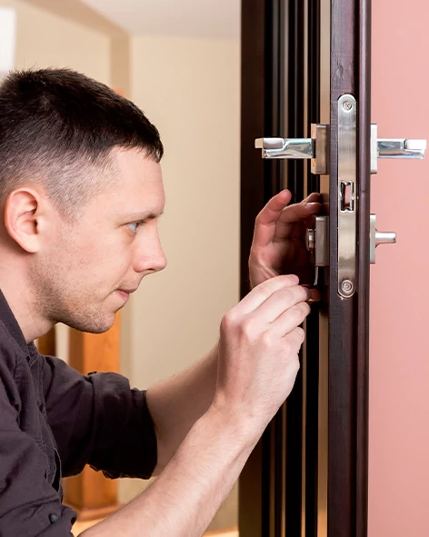 : Professional Locksmith For Commercial And Residential Locksmith Services in Irvine, CA