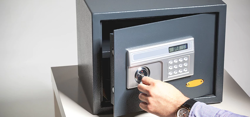 Jewelry Safe Unlocking Service in Irvine, California