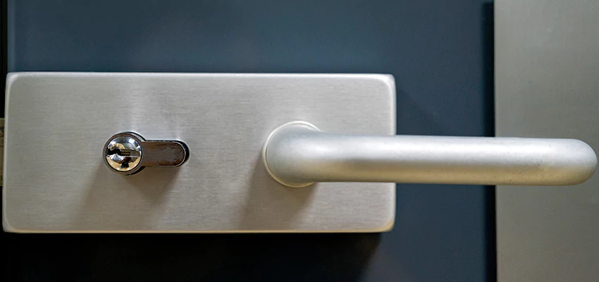 Change Patio Door Locks in Irvine, California