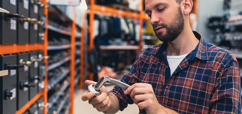 Locksmith For Retail Stores Lockout Services in Irvine, California