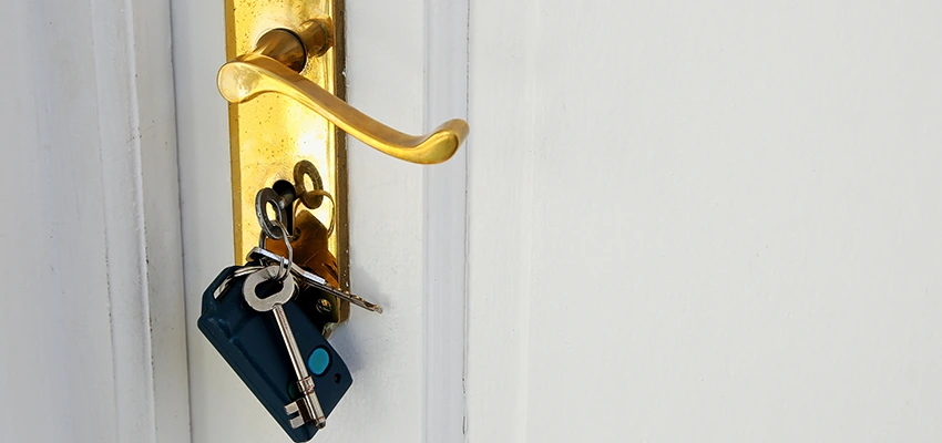 Broken Door Key Extraction in Irvine, CA